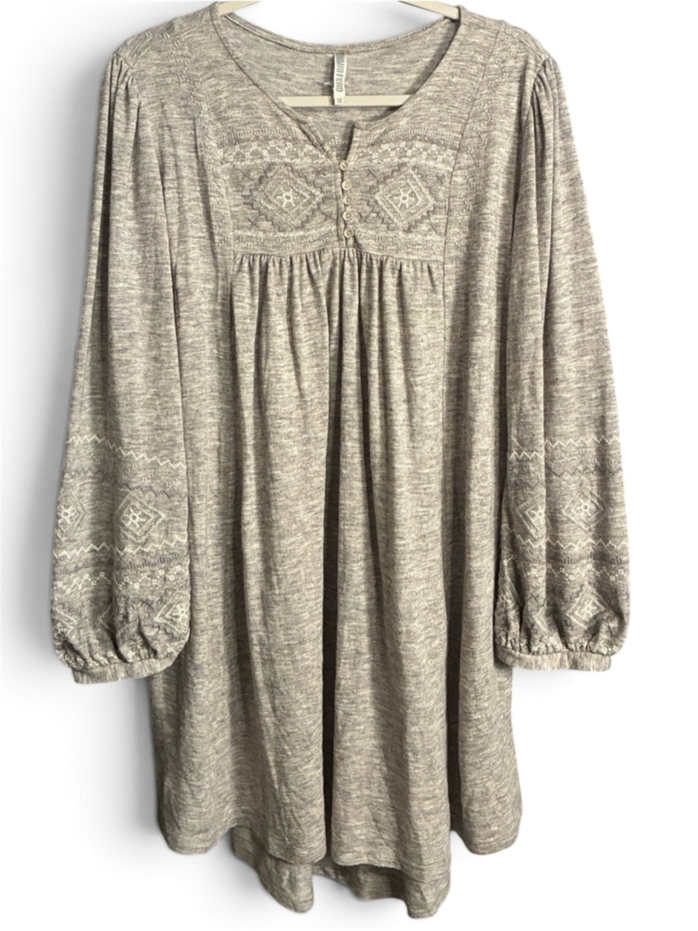 Monoreno Gray Embroidered Long Sleeve Swing Dress Knit Boho Western Medium